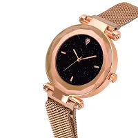 Kiarvi Gallery Black dial and 4 figer with Gold and Black Magnetic Buckle Starry Belt Analog Watch Quartz Watch for Women-thumb1