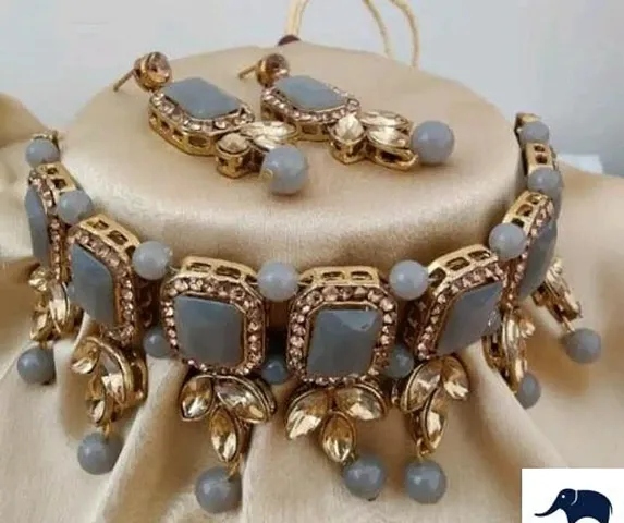 Stylish Fancy Alloy Kundan Pearl Jewellery Set For Women