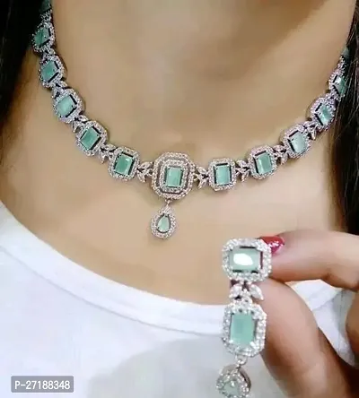 Beautiful Green Alloy Jewellery Set For Women