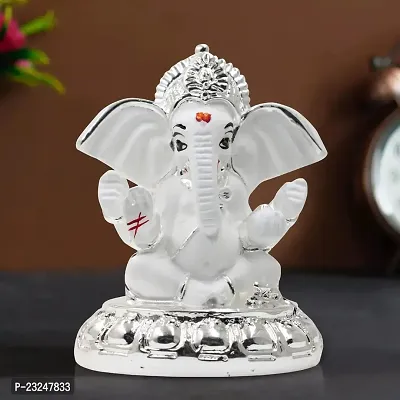 Karigaari India Silver Plated Ceramic Pagdi Ganesh Idol for car Dashboard  Home Decor I Car Dashboard Idols I Ganpati for car Dashboard I Car Idols for Dashboard (Size : 3 x 2 inches)