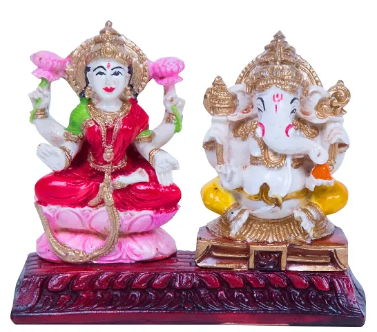 Best Selling Showpieces & Figurines 