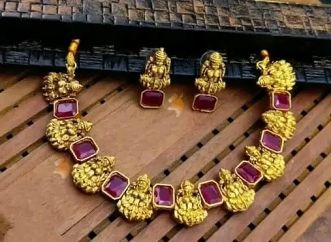 Traditional Alloy Gold Plated Necklace Set