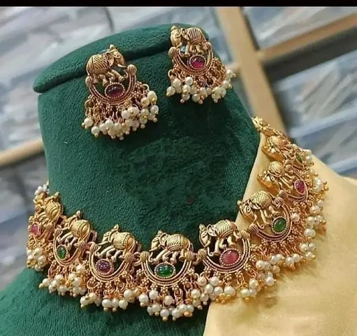 Trendy Jewellery Set 