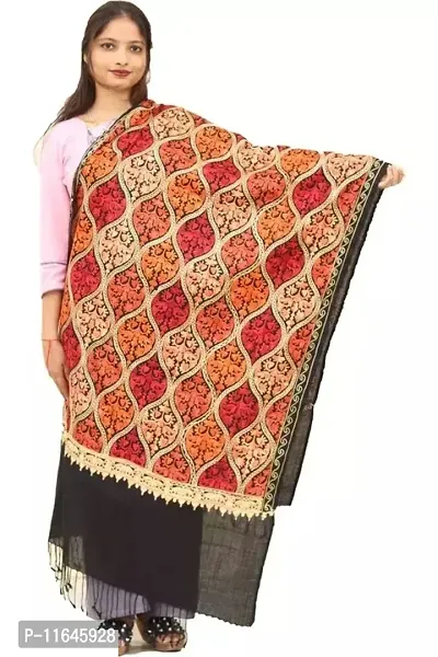 Trendy And Beautiful Woolen Shawl For Women