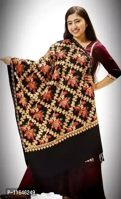 Trendy And Beautiful Woolen Shawl For Women