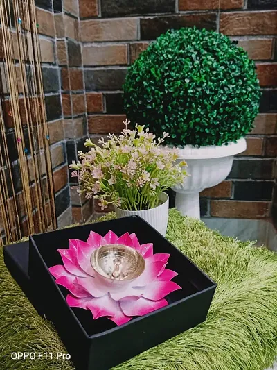 Iron And Brass Kamal Ptta Pink Akhand Diya With Fancy Gift Box - 5 Inches