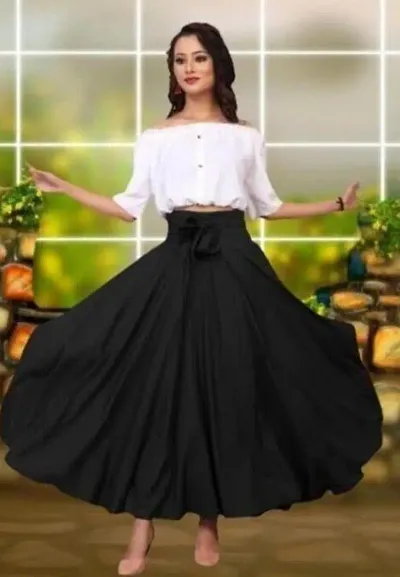 Contemporary Polyester Solid Top with Skirt Set For Women