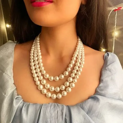 Women Stylish Layered Pearl Necklace