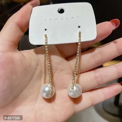 Trendy Attractive Pearl Drop Earrings