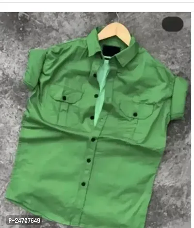 Stylish Green Cotton Blend Solid Casual Shirt For Men