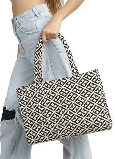 Trendy &amp; Stylish Handbags For Women