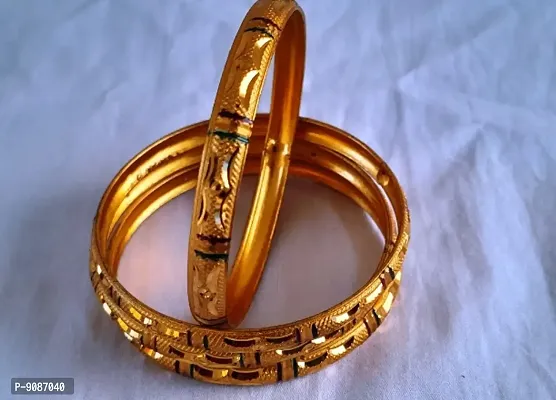 Elegant Brass Bangles Set of 4 Pieces