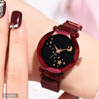 Stylish Magnetic Strap Analog Watch For Women