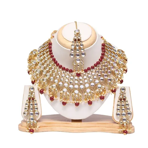 Pretty Kundan Pearls Necklace Sets For Wedding