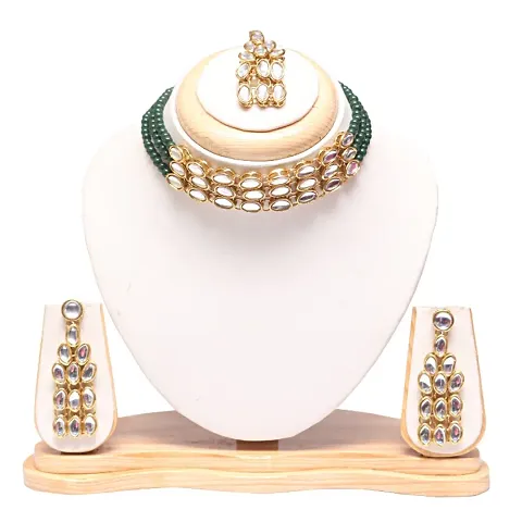 Pretty Kundan Pearls Necklace Chokers For Women
