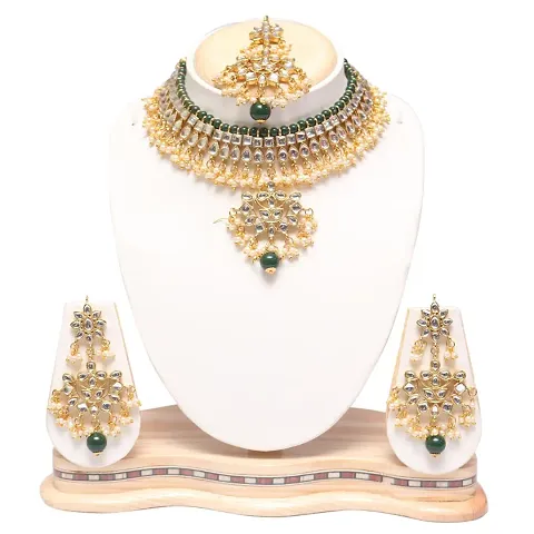 Party Wear Sizzling Kundan Jewelry Set