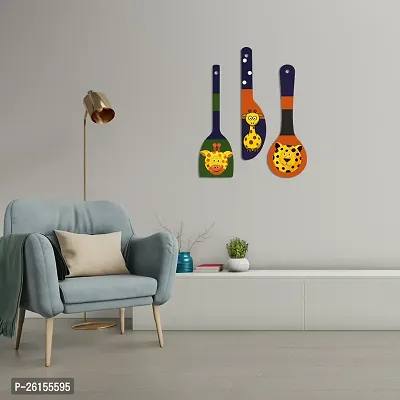 Artvibes Madhubani Art Wooden Wall Hanger for Home | Office | Living Room | Gift | Modern Decoration Items | Kitchen Wall Decor | Home Decor-thumb3