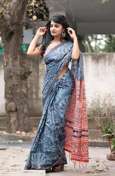 Stylish Cotton Woven Design Sarees With Blouse Piece