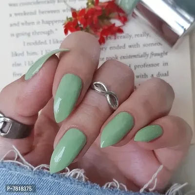 spring nails- green vibe 🌼☀️🍏🥝💚 | Gallery posted by gaby 🧸 | Lemon8