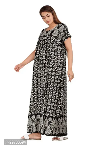 Stylish Black Cotton Blend Printed Nighty For Women-thumb3