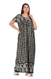 Stylish Black Cotton Blend Printed Nighty For Women-thumb1