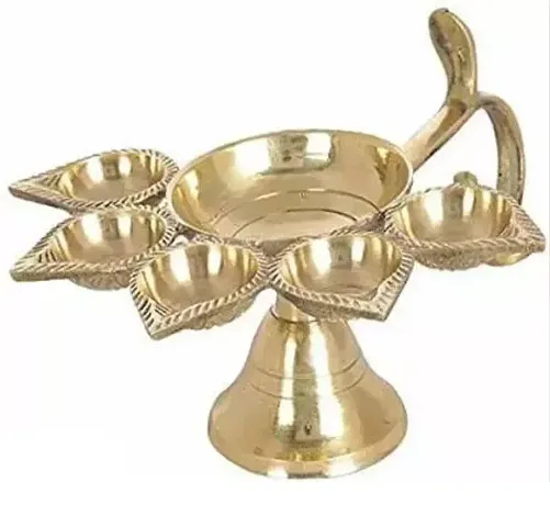 Pure Brass Panch Aarti Lamp Pancharti Diya Oil Lamp Puja Aarti Diya Panch Mukhi Aarti Deepak Oil Lamp Puja Accessory for Gifting and Religious Purpose 5 Face Brass Diya Lamp AVA794