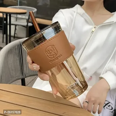 Brown Glass Coffee Sipper Mug with Leather Sleeve Pack of 1, Clear Drinking Glasses Tumblers with Straws and Lids for Iced Tea, Juice, Cocktail, Smoothies Cold  Hot Drink Cups 400ml (Golden)
