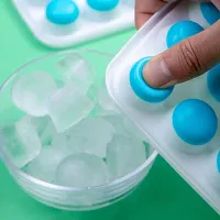 Atipriya 1pc 21 Cavity Pop Up Ice Cube Trays with Lid & Set of 6 Plastic Reusable Ice Pop Makers, Pack of 2-thumb2