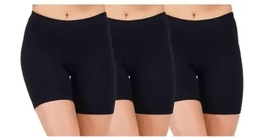 New In Women's Shorts 