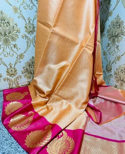 Stylish Tissue Saree without Blouse piece