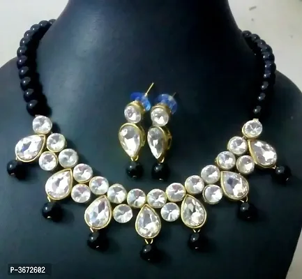 Designer Kundan Necklace with Earring Set