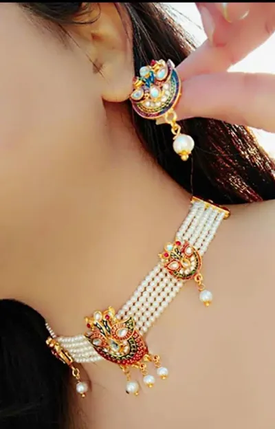 Trendy Stylish Alloy Pearl Choker Jewellery Set