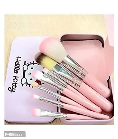 Trendy Hello Kitty. Synthetic Foundation Brush,Face Contour Brush 7 Gm