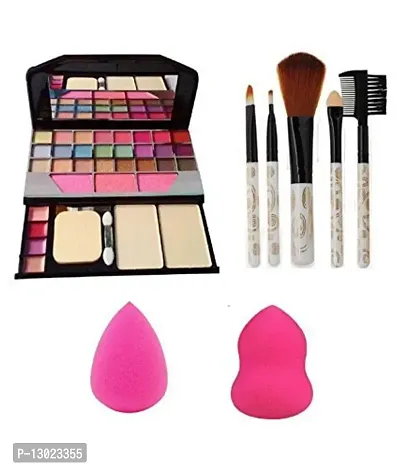 ClubComfort Beauty 6155 Makeup Kit Eyeshadow + 5 Pcs Makeup Brush + 2 Pcs Sponge Puff