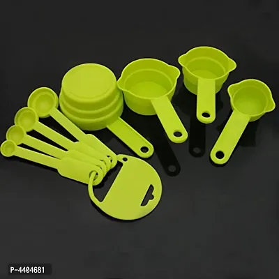 8 pieces Measuring Cup and Spoon Set (Green Color)