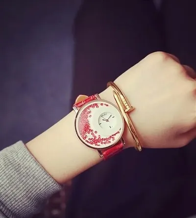 Beautiful Synthetic Leather Analog Watches for Women