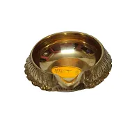 RACE MINDS Traditional Brass Kuber Vilakku Diya Puja Deepak Diya, Oil Lamp for Home Decoration, Pooja and Diwali(DV02) (Size 4 4.5X5.5X3 cm, 1)-thumb2