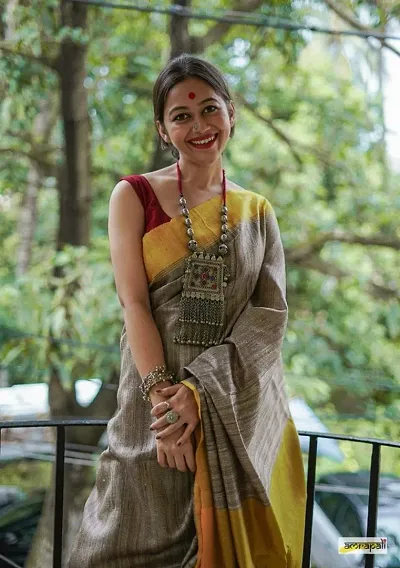 Must Have Khadi Saree with Blouse piece 