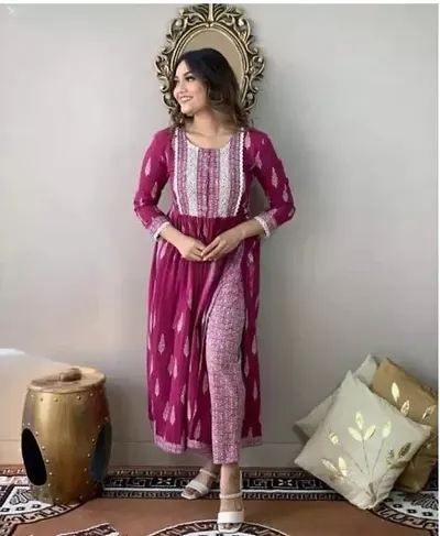 Stylish Rayon Kurta Pant Set For Women