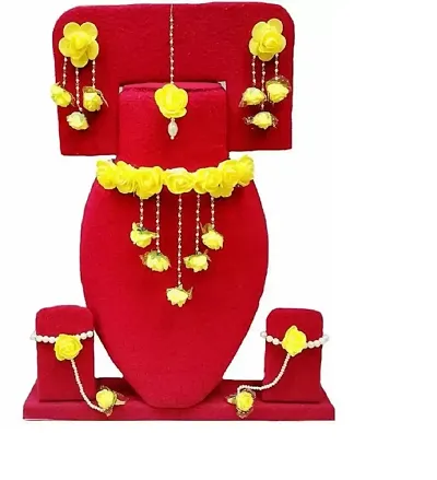 Beautiful Festive Wear Floral Jewellery Set