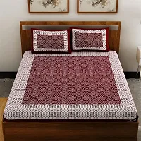 Comfortable Cotton Printed Double Bedsheet with Two Pillow Covers-thumb1