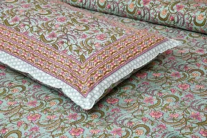 Stylish Fancy Cotton Printed King Size Bedsheet With 2 Pillow Covers-thumb4