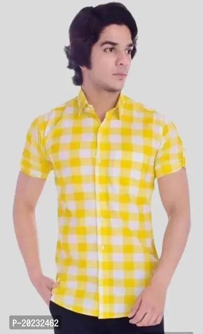 Stylish Polycotton Checked Short Sleeves Casual Shirt for Men