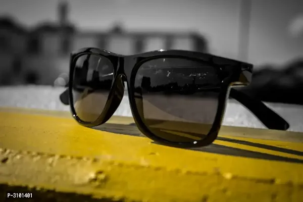 BLACK WAYFARER SUNGLASSES