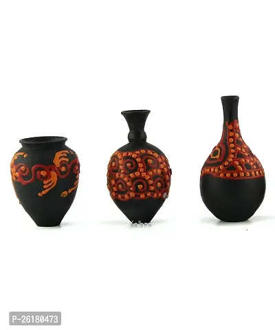 KALAPURI? Handmade 3D Work Mini Set of Three Show Piece Terracotta Pot Set Idols and Figurines/Home d?cor/Showpieces in Black and Red Colour Combination