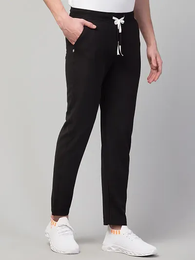 Stylish Blend Solid Regular Track Pant For Men