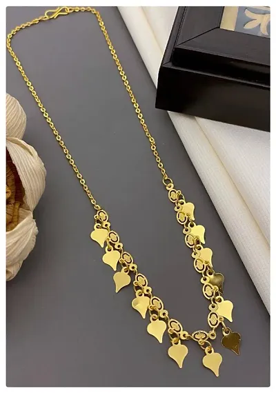 Partywear  
Necklaces 