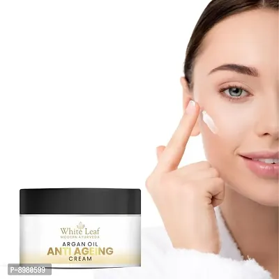 Anti-Aging Face Cream For Dry,Reduces Wrinkles,Suitable for Sensitive Skin 50 Gram