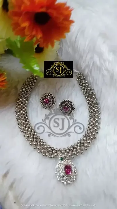 Trendy Jewellery Set 