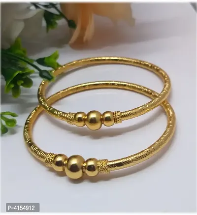 Trendy and Stylish Pair of Bangles
